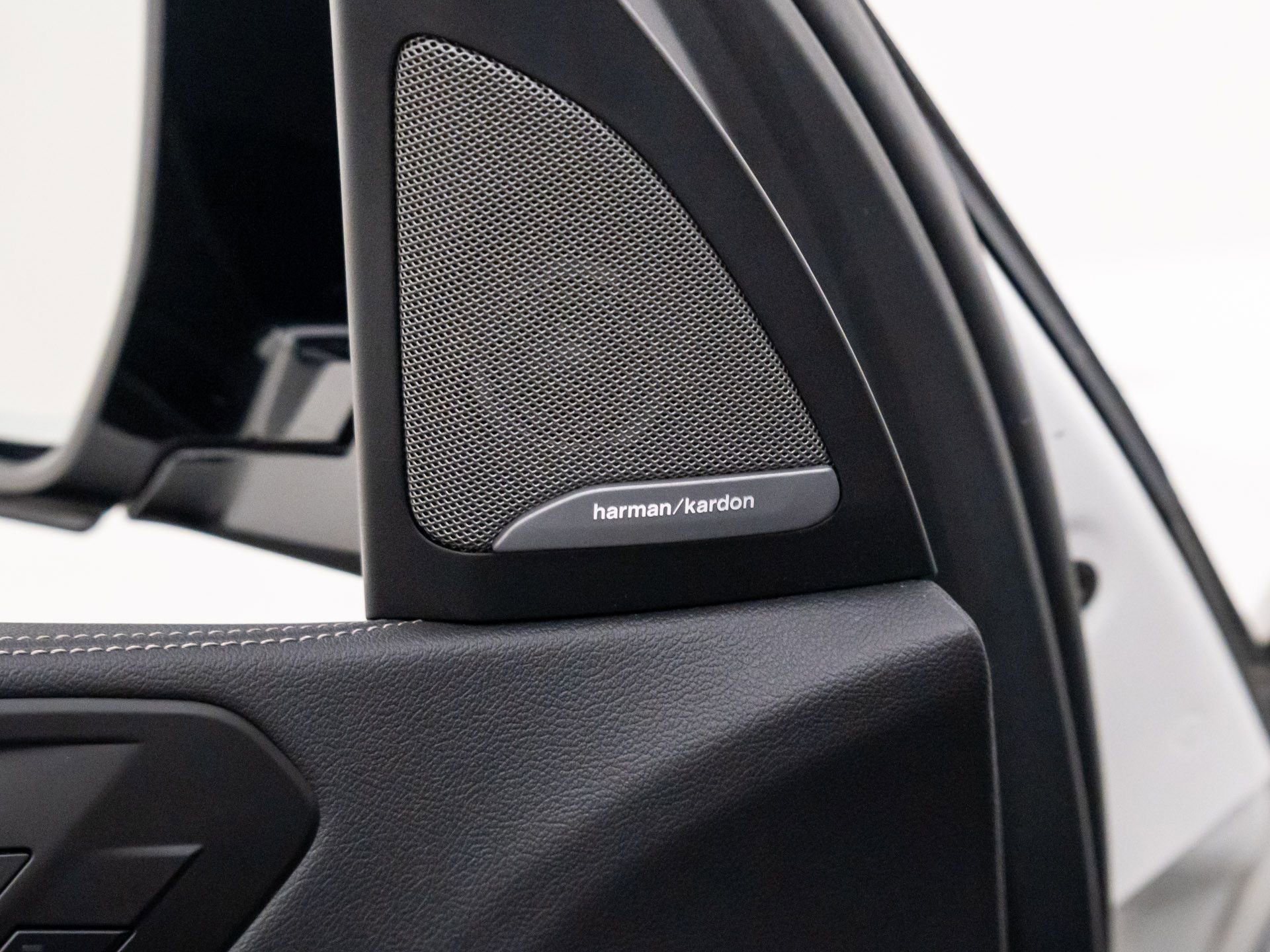 Certified 2023 BMW X5 M50i w/ Climate Comfort Package image 15