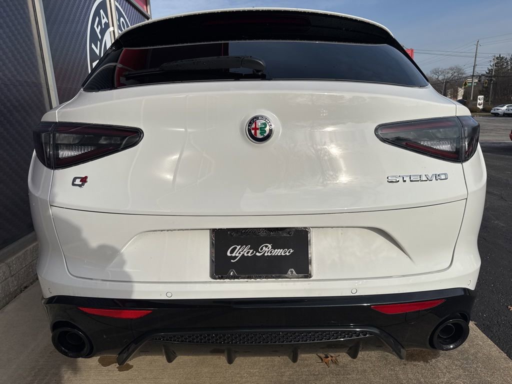 New 2025 Alfa Romeo Stelvio Sprint w/ Veloce Package image 6