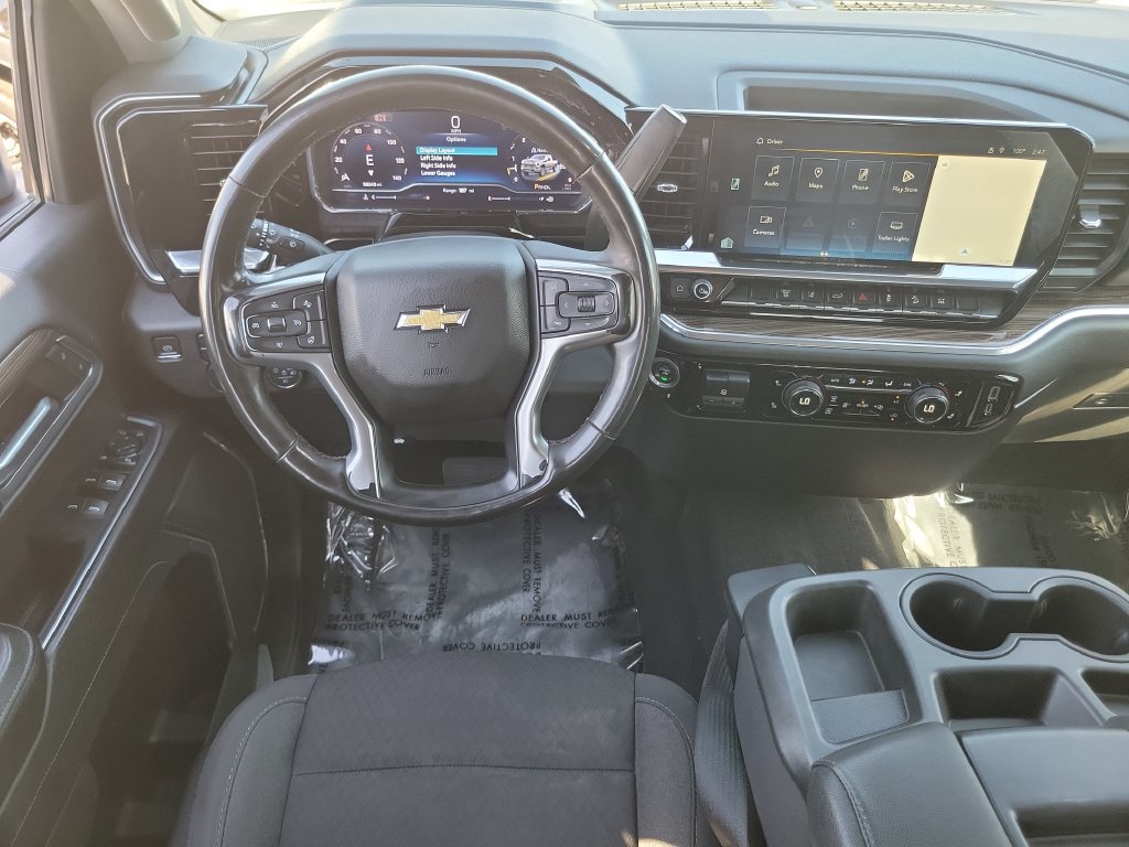 Used 2024 Chevrolet Silverado 2500 LT AWD/4WD image 4