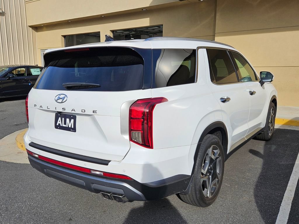 Used 2024 Hyundai Palisade SEL w/ Premium Package image 10