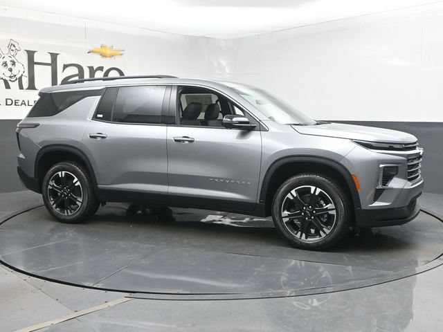 New 2027 Chevrolet Traverse LT w/ Sun and Wheel Package