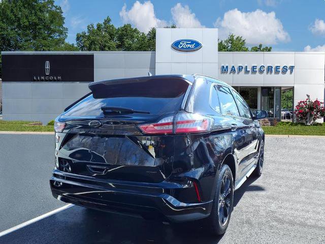 Certified 2022 Ford Edge SE w/ Black Appearance Package AWD/4WD image 4