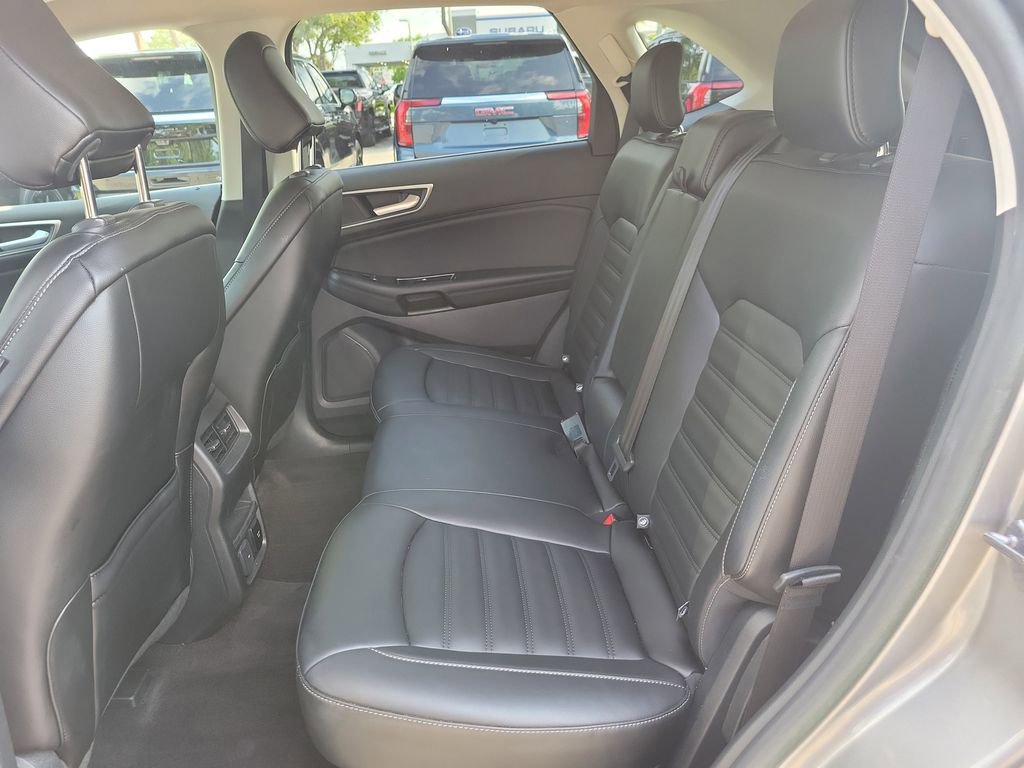 Used 2020 Ford Edge SEL w/ Convenience Package AWD/4WD image 15