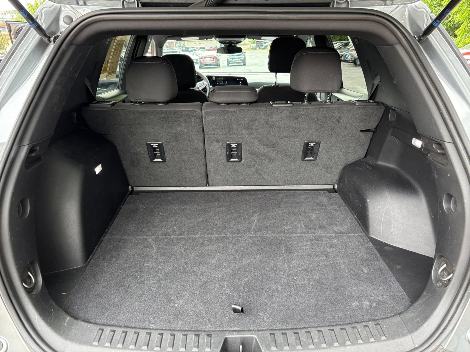 Used 2025 Chevrolet Equinox LT FWD image 25