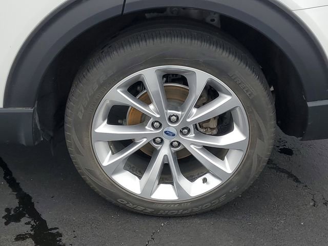 Used 2022 Ford Explorer Platinum w/ Equipment Group 601A image 5