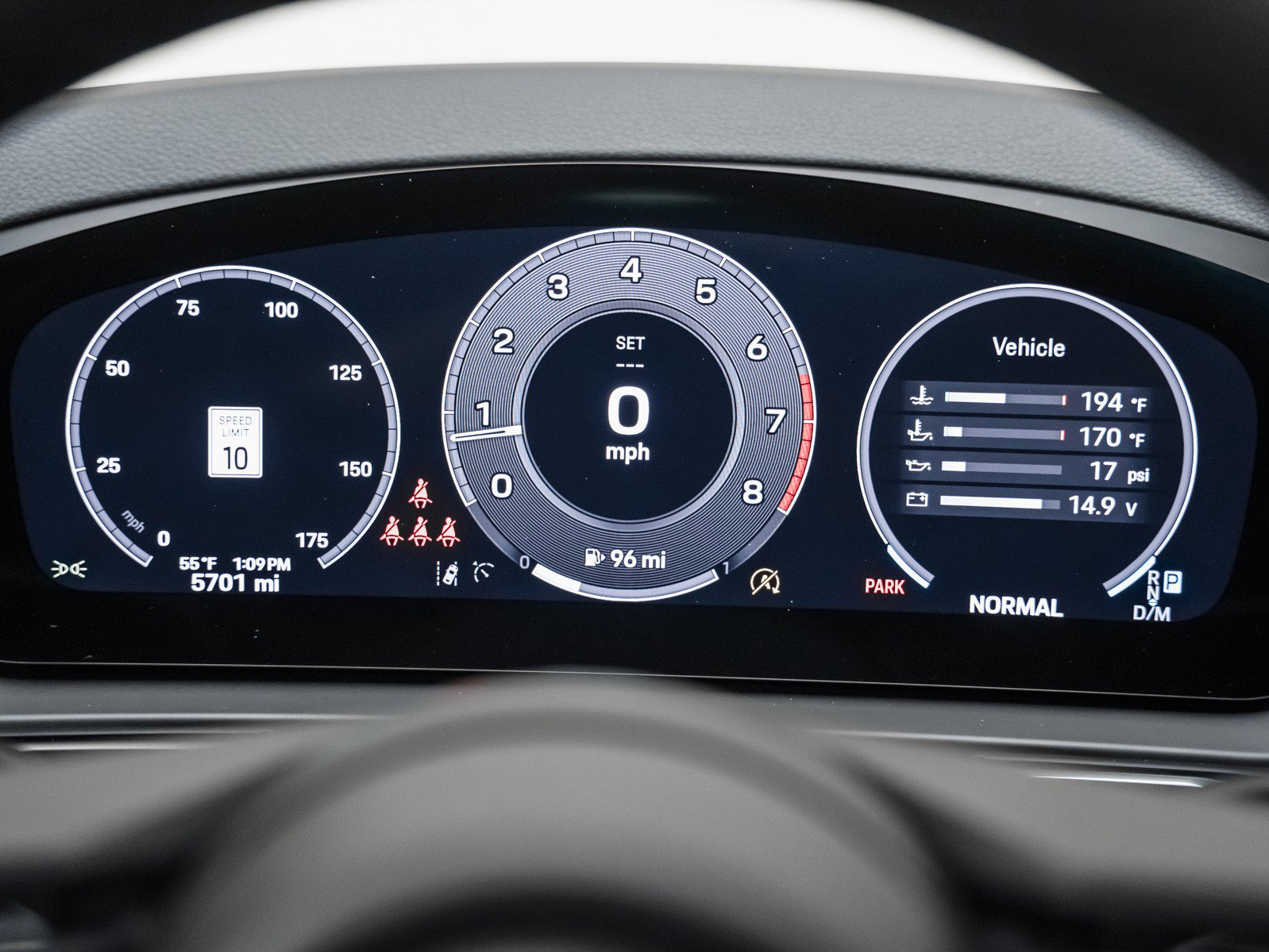 Certified 2025 Porsche Cayenne Coupe image 17