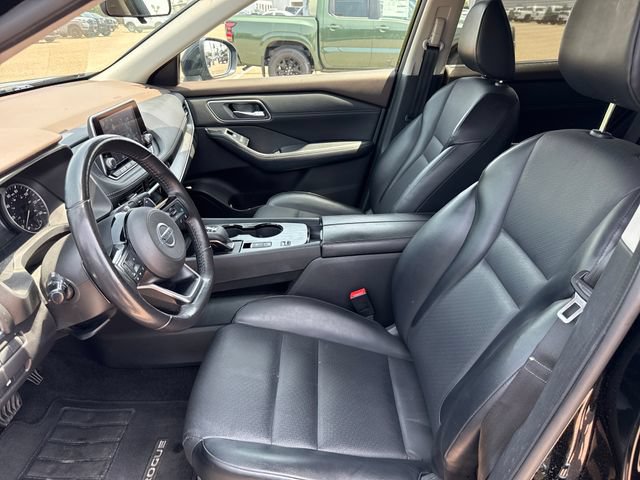 Certified 2021 Nissan Rogue SV w/ Premium Package FWD image 10