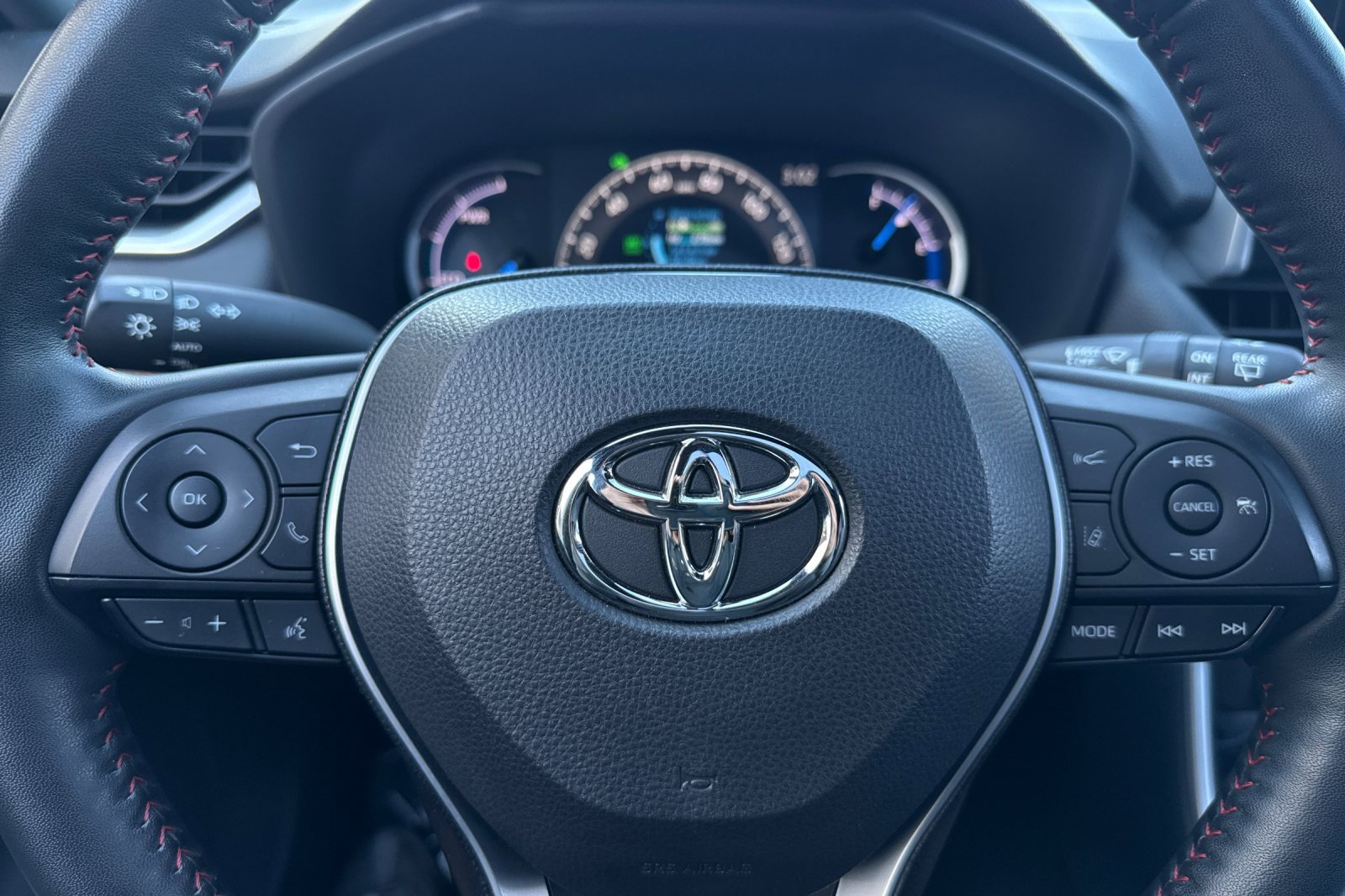 Certified 2023 Toyota RAV4 SE image 30