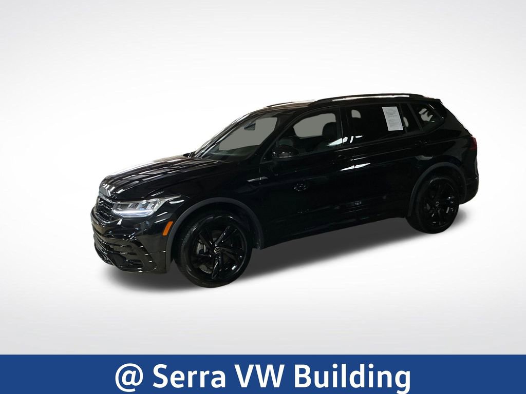 Used 2024 Volkswagen Tiguan SE R-Line AWD/4WD image 1