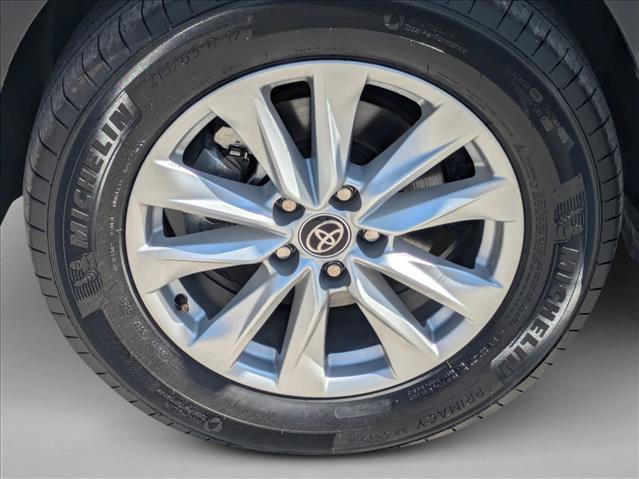 Used 2023 Toyota Corolla Cross LE FWD image 23