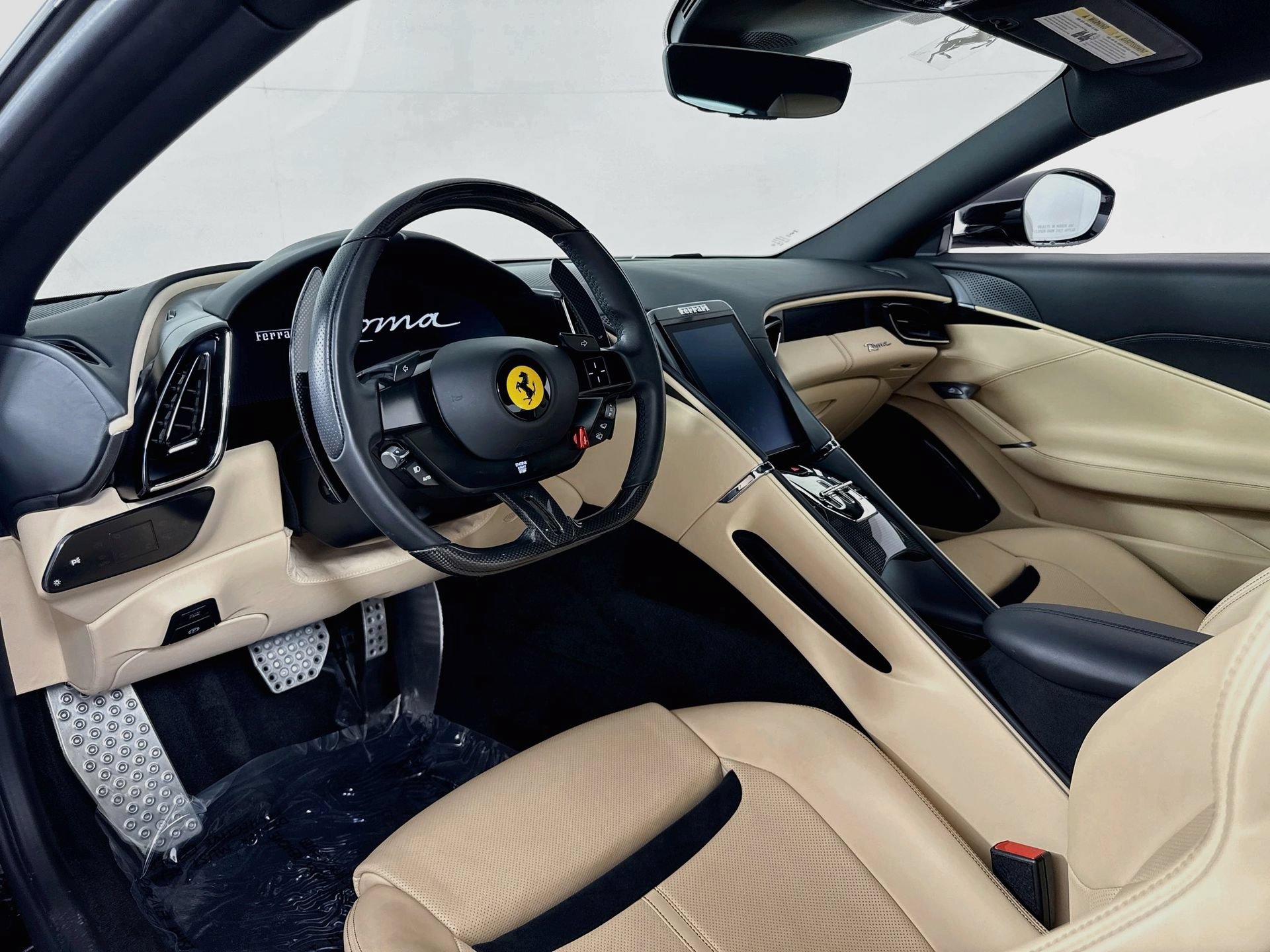 Certified 2021 Ferrari Roma RWD image 20