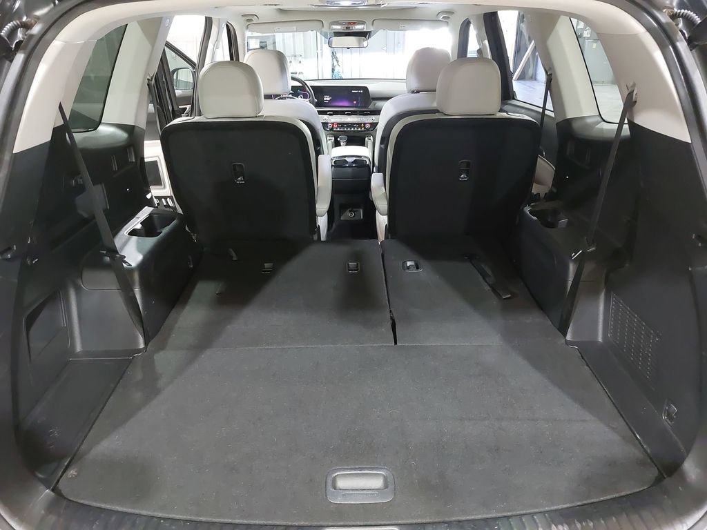 Used 2025 Kia Telluride S AWD/4WD image 13