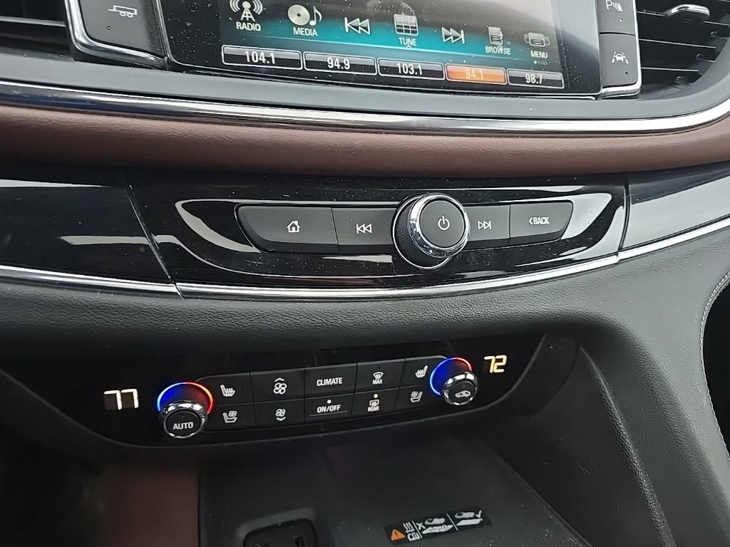 Used 2018 Buick Enclave Avenir w/ Avenir Technology Package AWD/4WD image 16