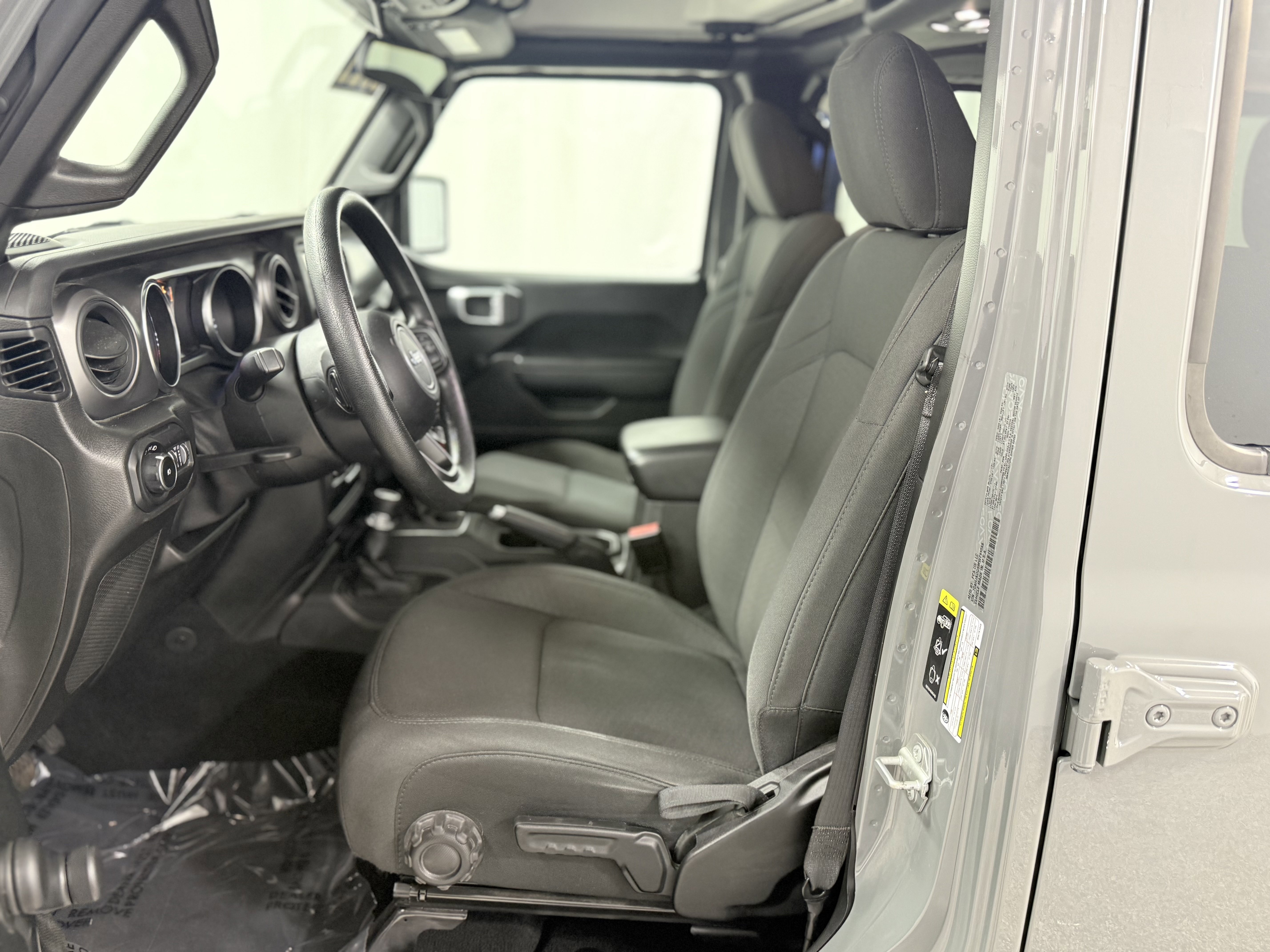 Used 2021 Jeep Wrangler Unlimited Sport image 11