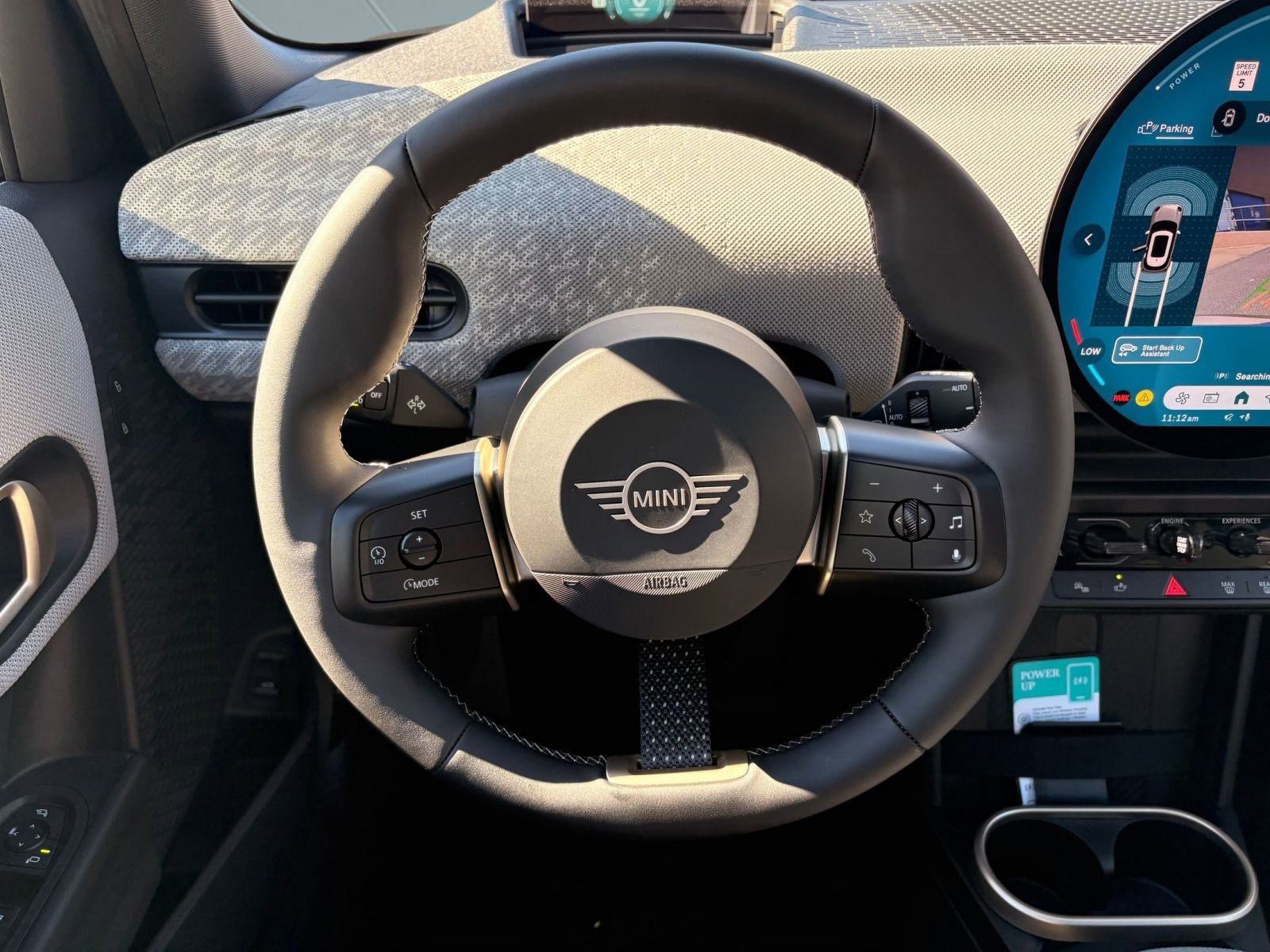 New 2026 MINI Cooper 4-Door Hardtop image 18