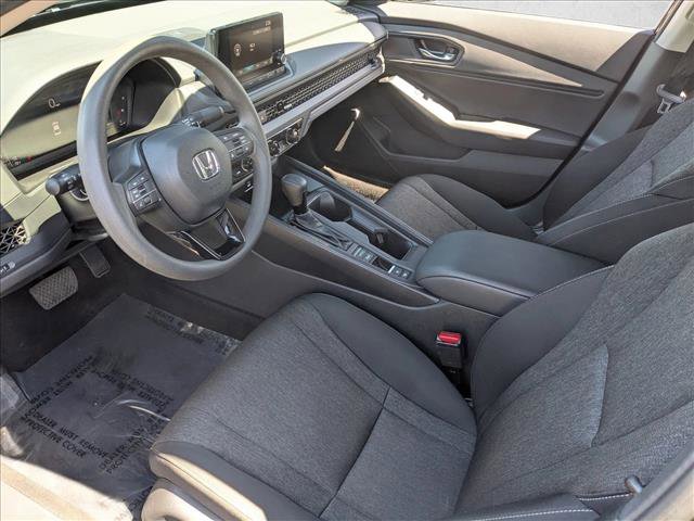 Used 2025 Honda Accord SE image 10