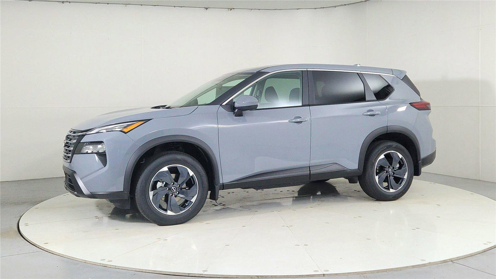 New 2026 Nissan Rogue SV image 3