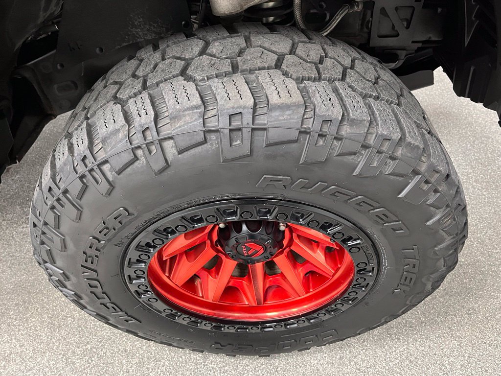 Used 2017 Toyota Tacoma TRD Sport w/ Tow Package (A/T) AWD/4WD image 18