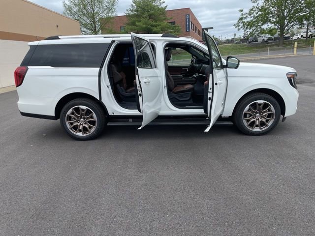 New 2026 Ford Expedition Max King Ranch AWD/4WD image 10
