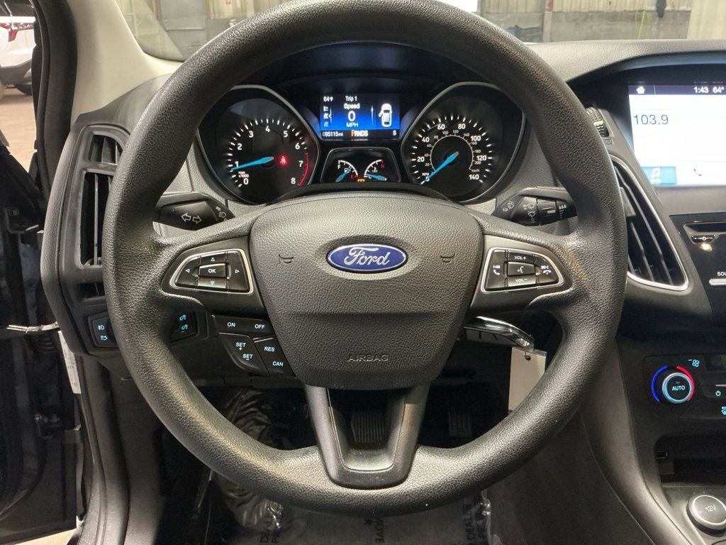 Used 2017 Ford Focus SEL image 12