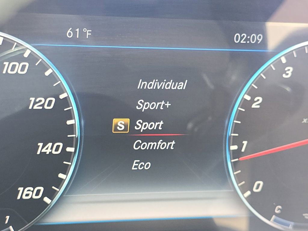 Used 2020 Mercedes-Benz E 350 Sedan w/ Premium Package image 32