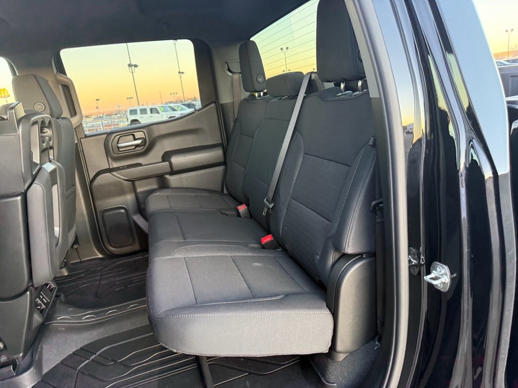 New 2026 Chevrolet Silverado 1500 Custom AWD/4WD image 15