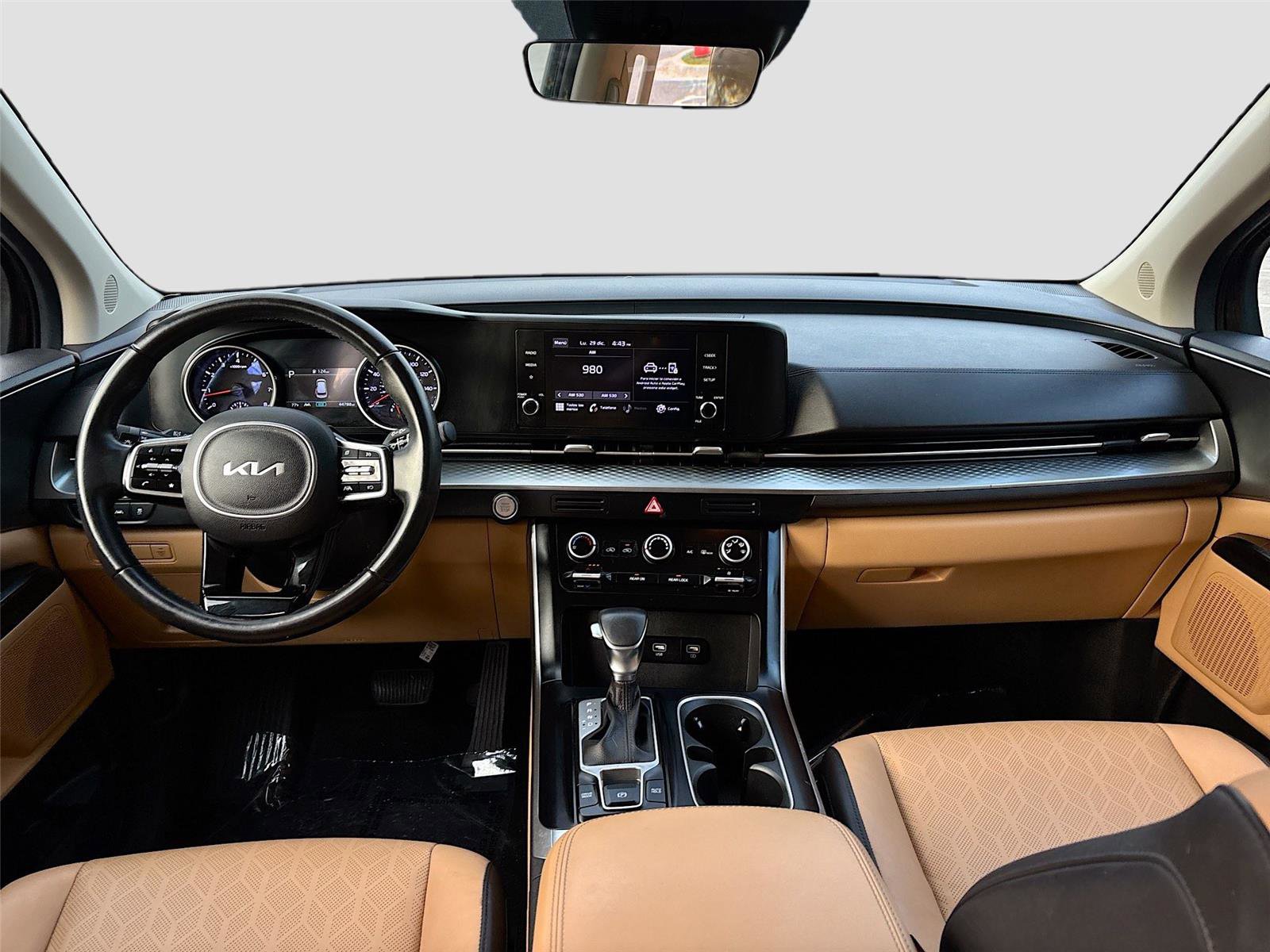 Used 2022 Kia Carnival LX image 23