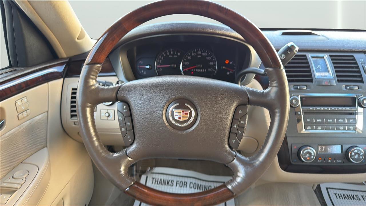 Used 2007 Cadillac DTS Luxury II image 23