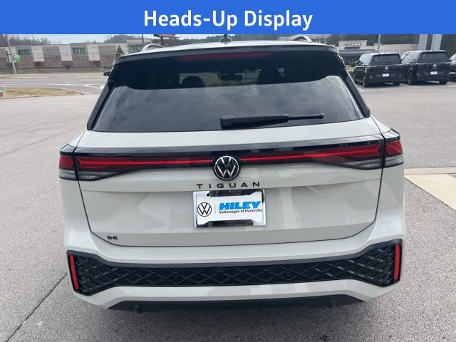 New 2026 Volkswagen Tiguan SE R-Line image 4