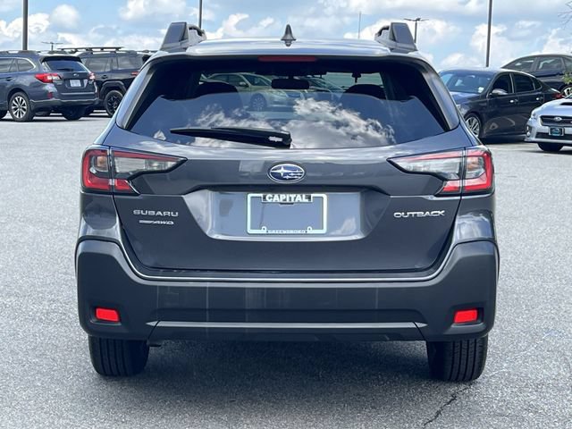 Used 2024 Subaru Outback Premium AWD/4WD image 12