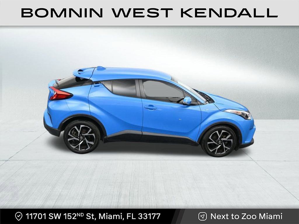Used 2019 Toyota C-HR XLE image 17