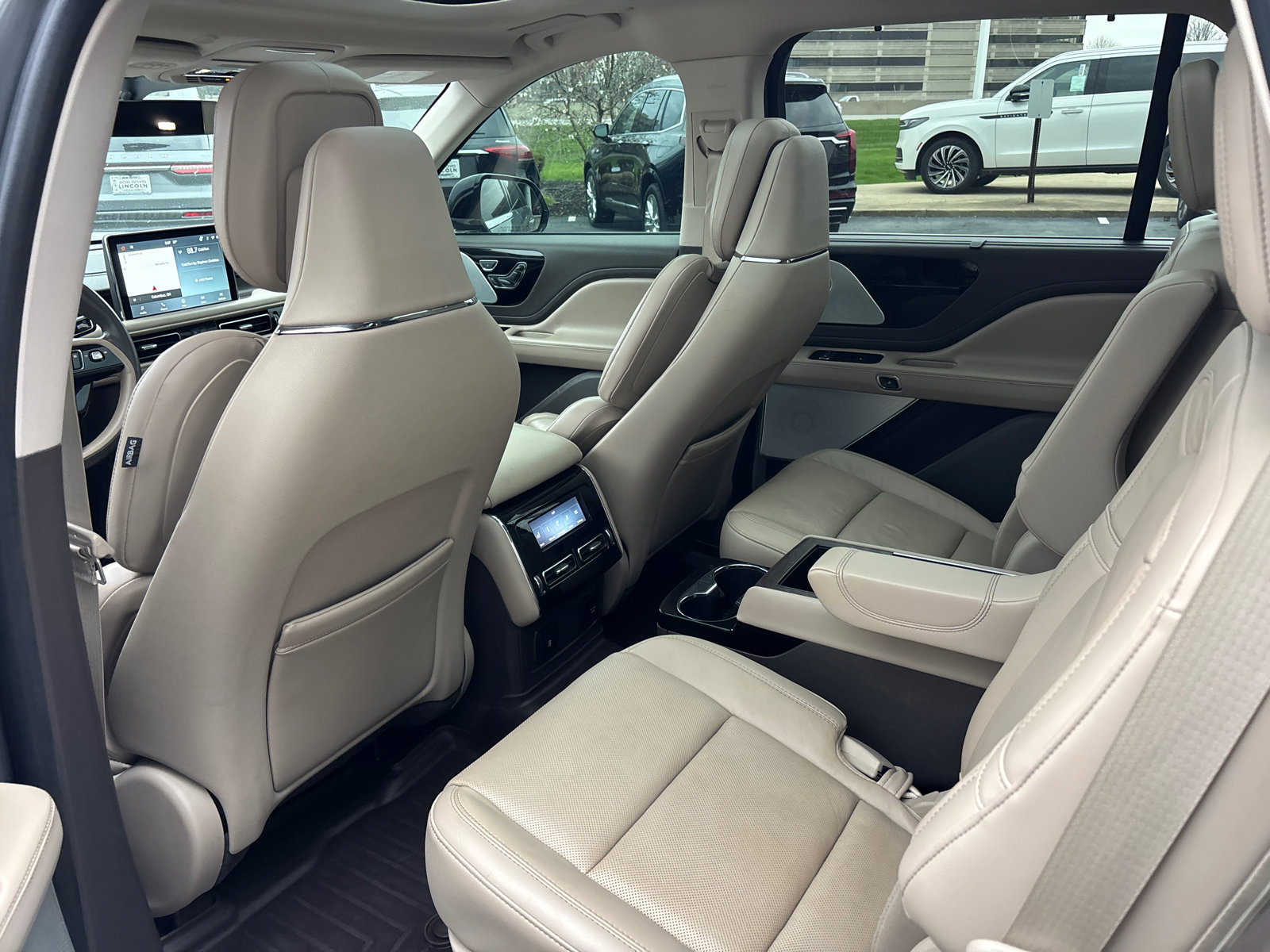 Certified 2023 Lincoln Aviator Reserve w/ Equipment Group 201A image 27