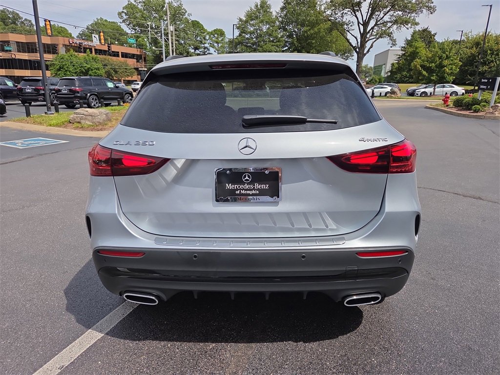New 2026 Mercedes-Benz GLA 250 4MATIC image 4