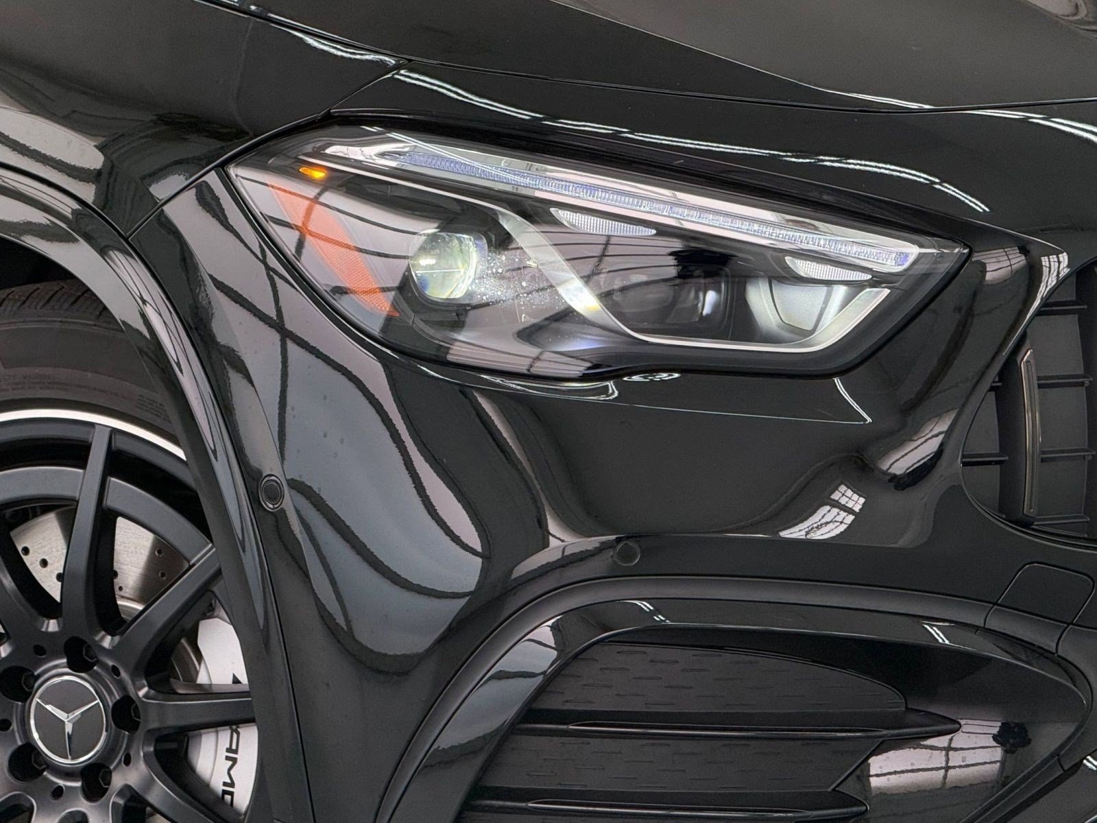 New 2026 Mercedes-Benz GLA 35 AMG 4MATIC image 10