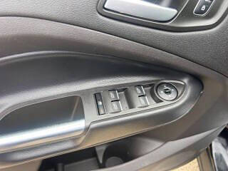 Used 2019 Ford Escape SE AWD/4WD image 12