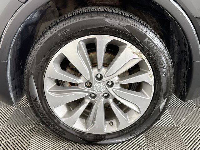 Used 2020 Buick Encore Preferred FWD image 35