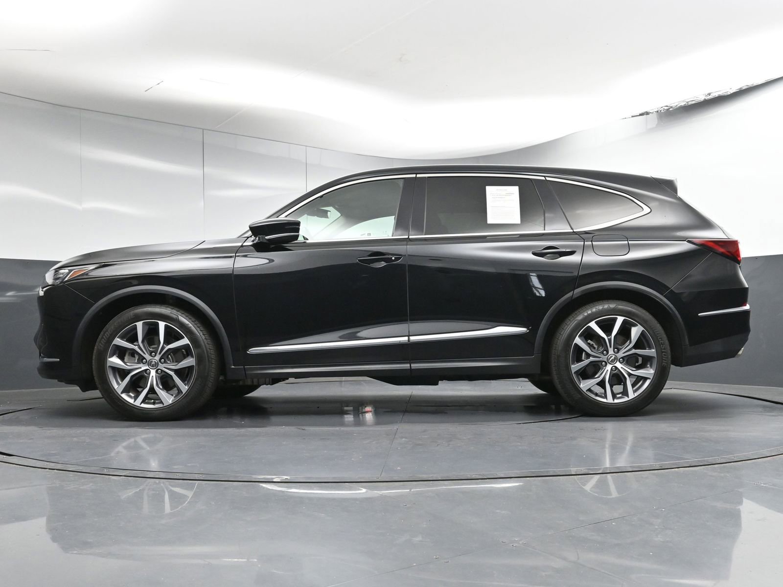 Used 2023 Acura MDX FWD w/ Technology Package image 30