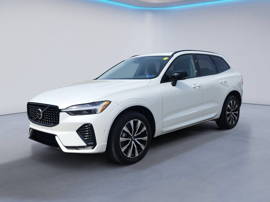 Certified 2025 Volvo XC60 B5 Plus AWD/4WD image 7