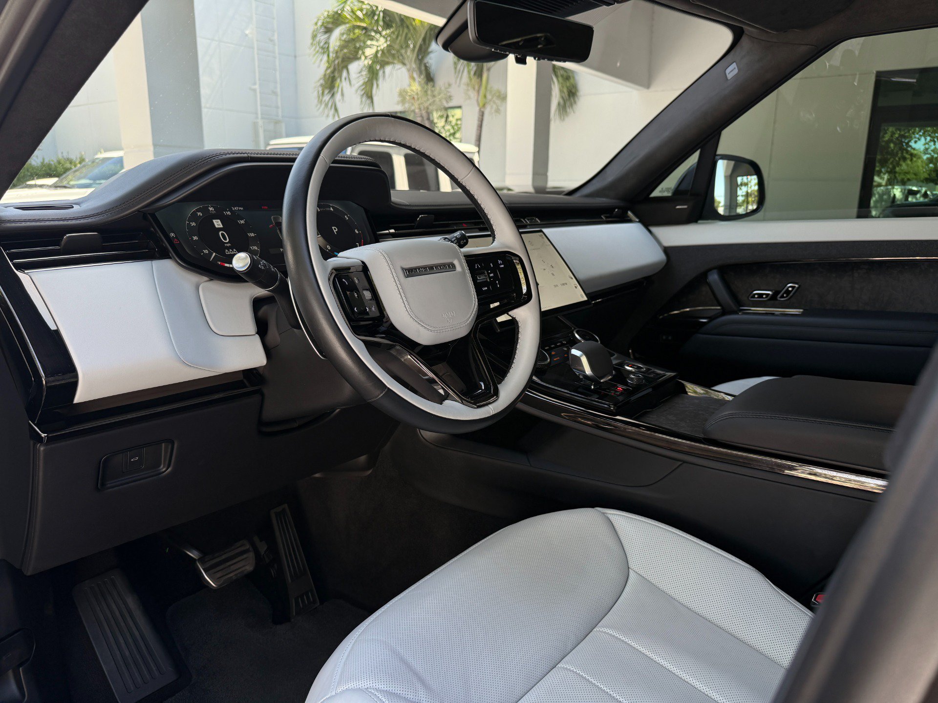 Used 2023 Land Rover Range Rover Sport First Edition AWD/4WD image 21