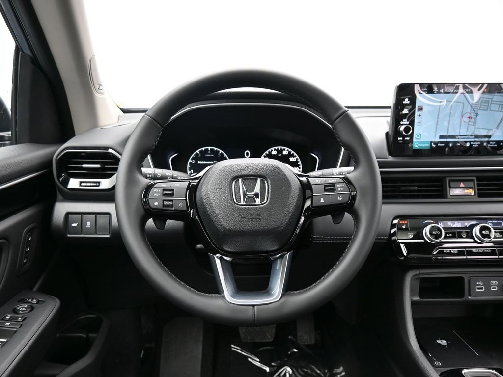 New 2025 Honda Pilot Touring image 45
