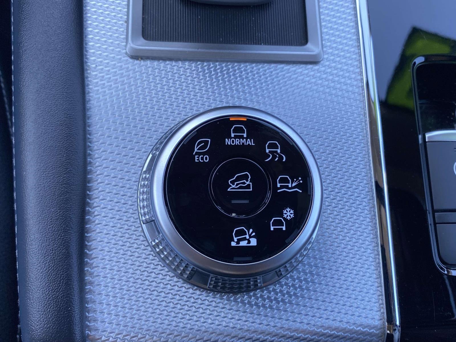 Used 2022 Mitsubishi Outlander SEL image 31