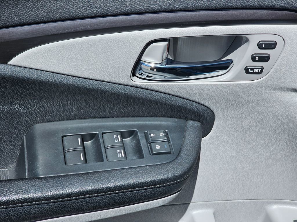 Used 2022 Honda Pilot Special Edition image 11