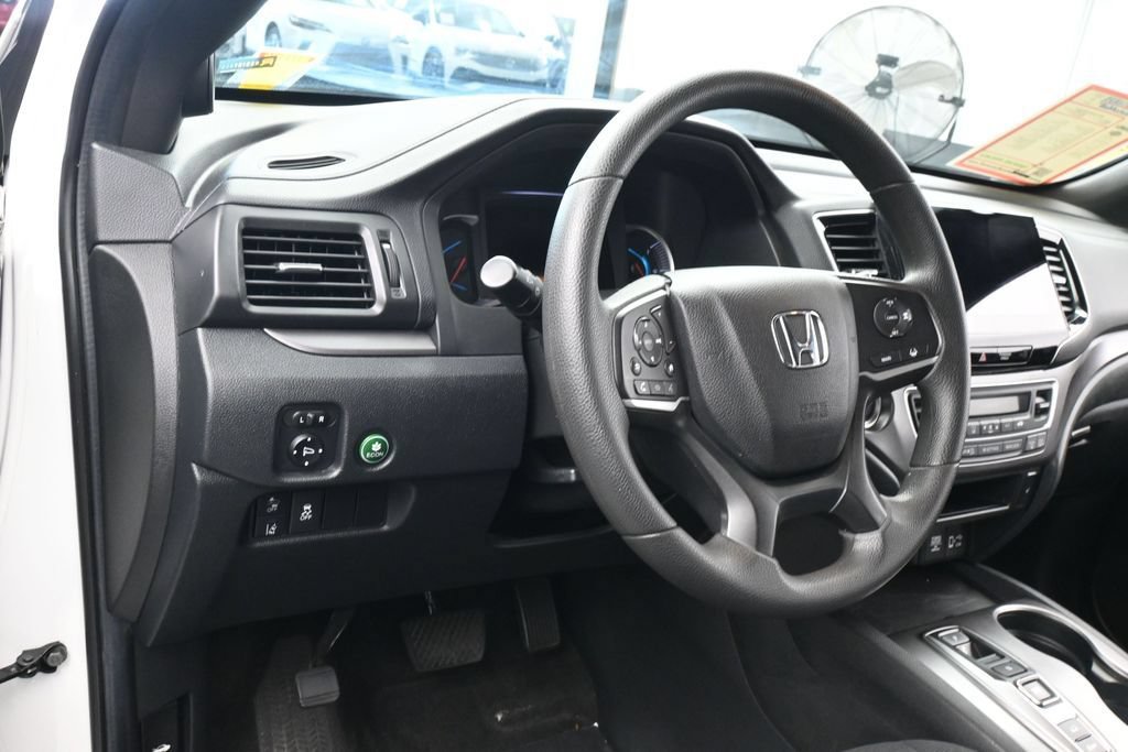 Used 2022 Honda Pilot Sport image 15
