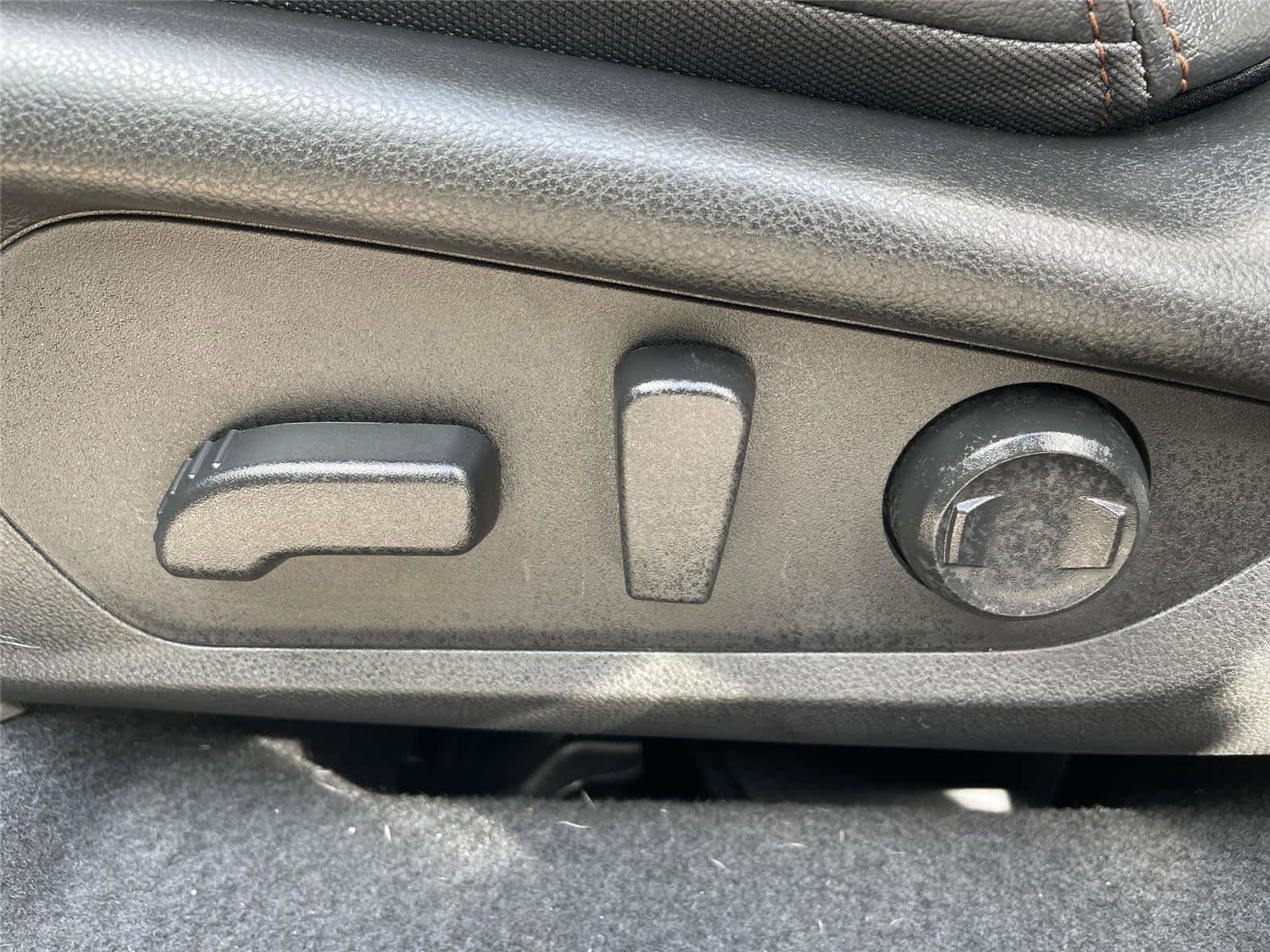 Used 2025 Subaru Forester Touring image 13
