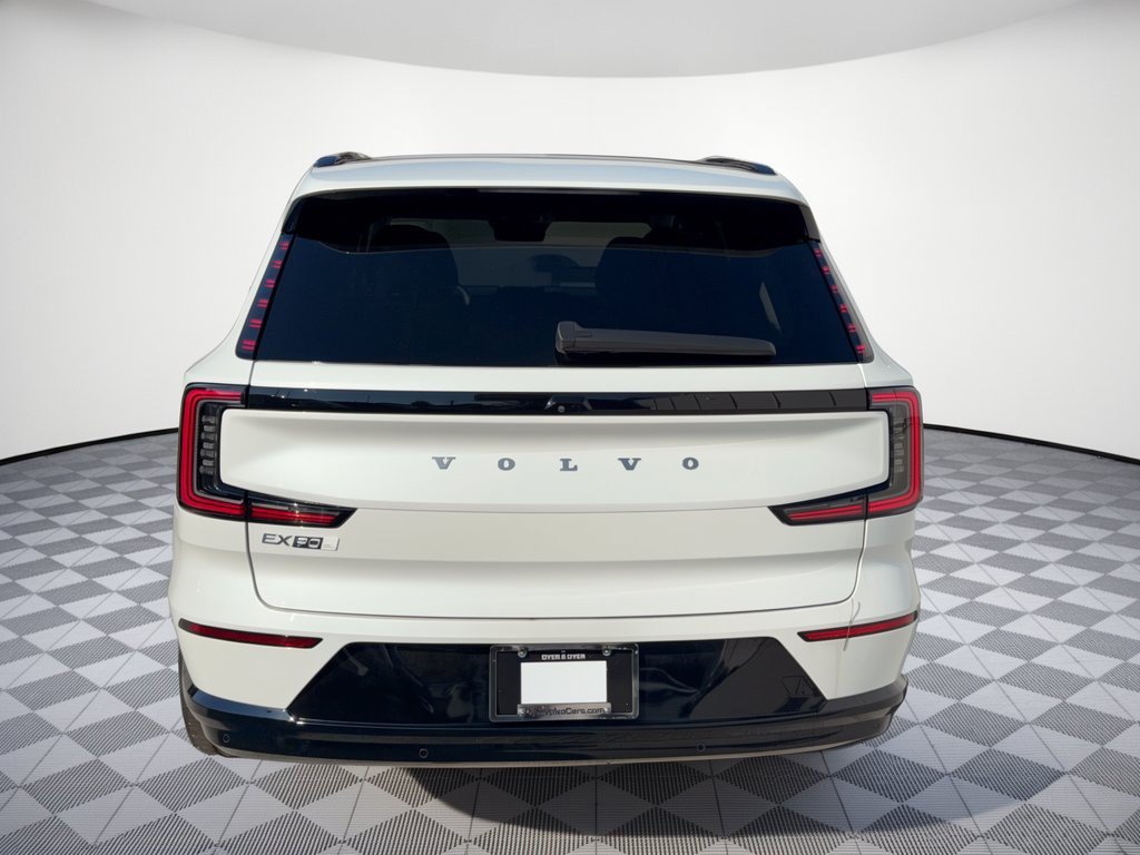 Certified 2025 Volvo EX90 Plus AWD/4WD image 11