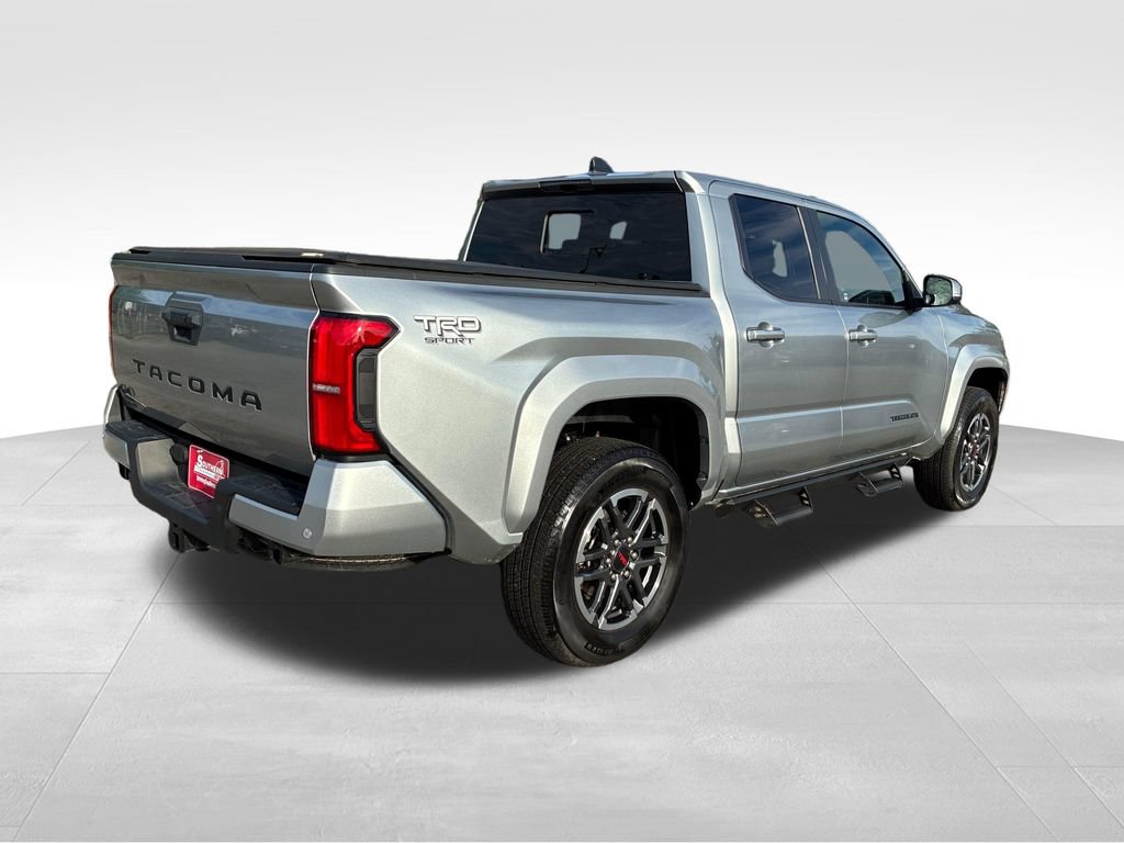 Used 2024 Toyota Tacoma TRD Sport w/ TRD Sport Upgrade Package AWD/4WD image 5