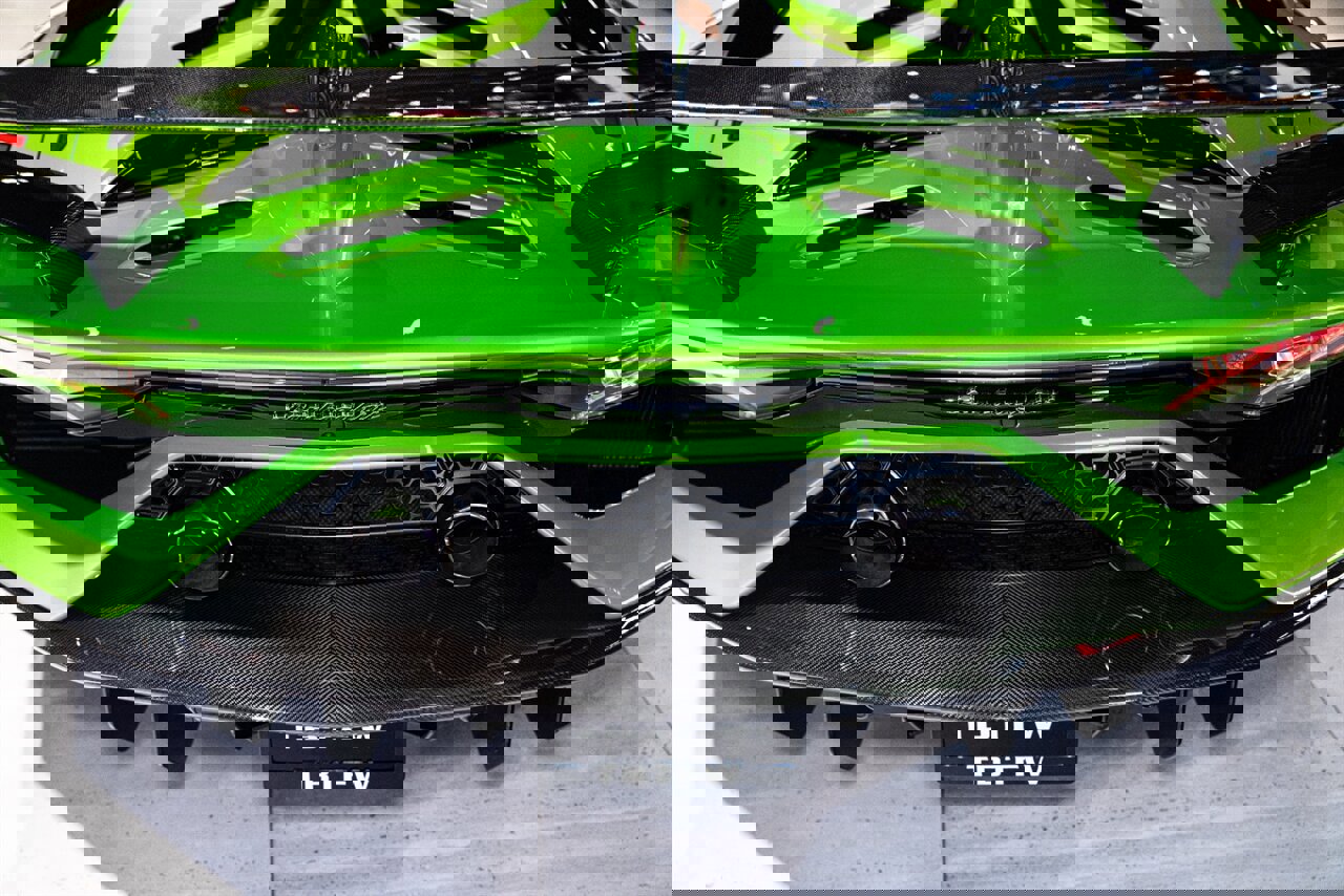 Used 2021 Lamborghini Aventador SVJ image 20