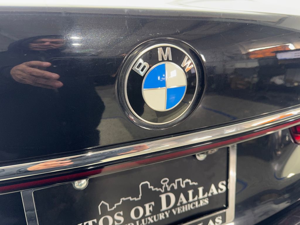 Used 2022 BMW 740i image 21