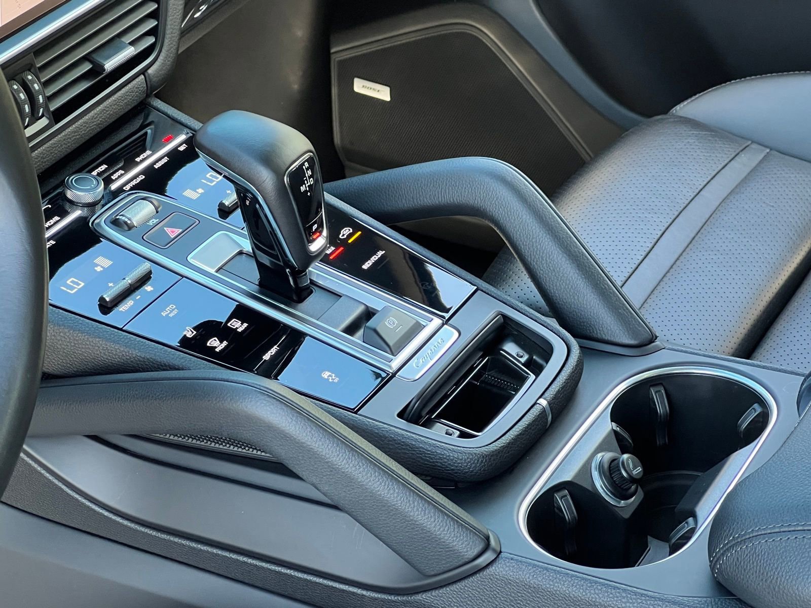Certified 2023 Porsche Cayenne AWD/4WD image 29