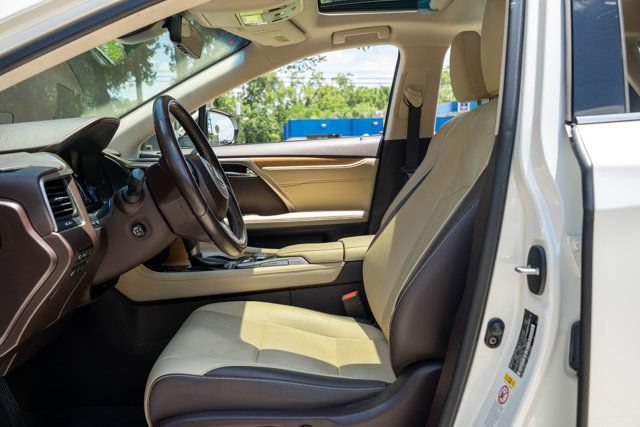 Used 2019 Lexus RX 350L AWD image 17